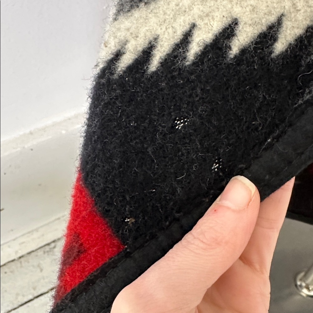 Vintage Reversible Pendleton? Native Pattern Conc… - image 6